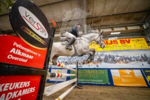251229 Paarden 110cm Klassiek met ingesloten barrage